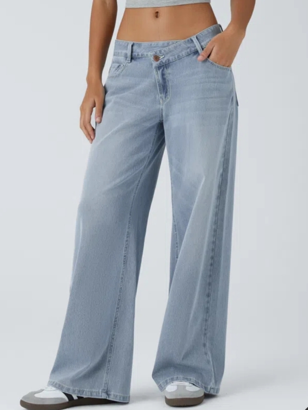 NWOT Halara Asymetric Low Rise Wide Leg Light Blue Women's Jeans Small Tall Boho - Picture 1 of 7